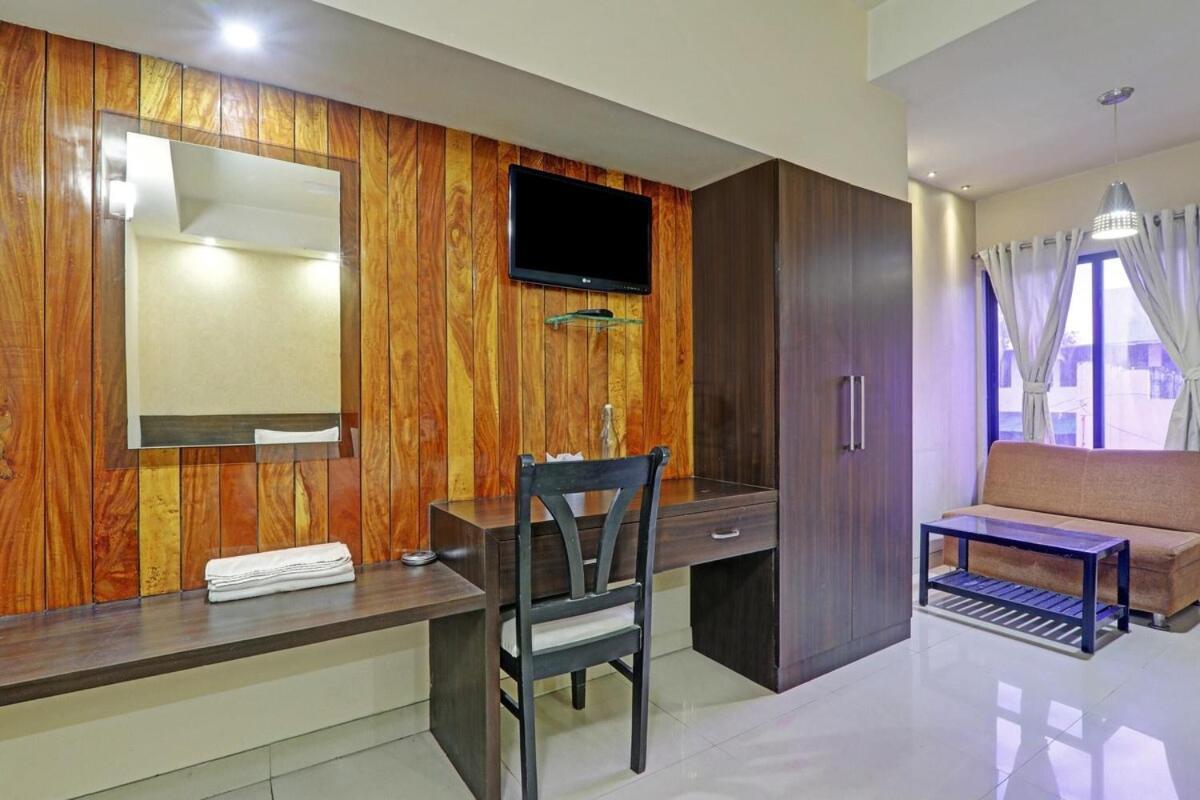 Shelter Hotel Lucknow Dış mekan fotoğraf