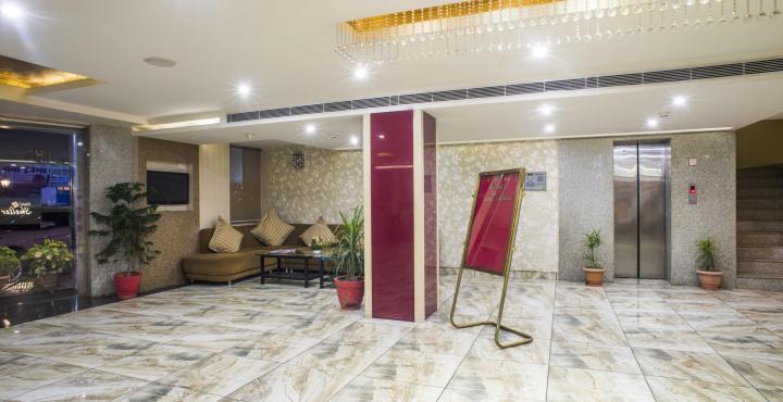 Shelter Hotel Lucknow Dış mekan fotoğraf