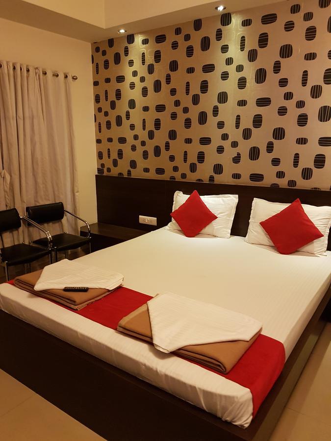 Shelter Hotel Lucknow Dış mekan fotoğraf