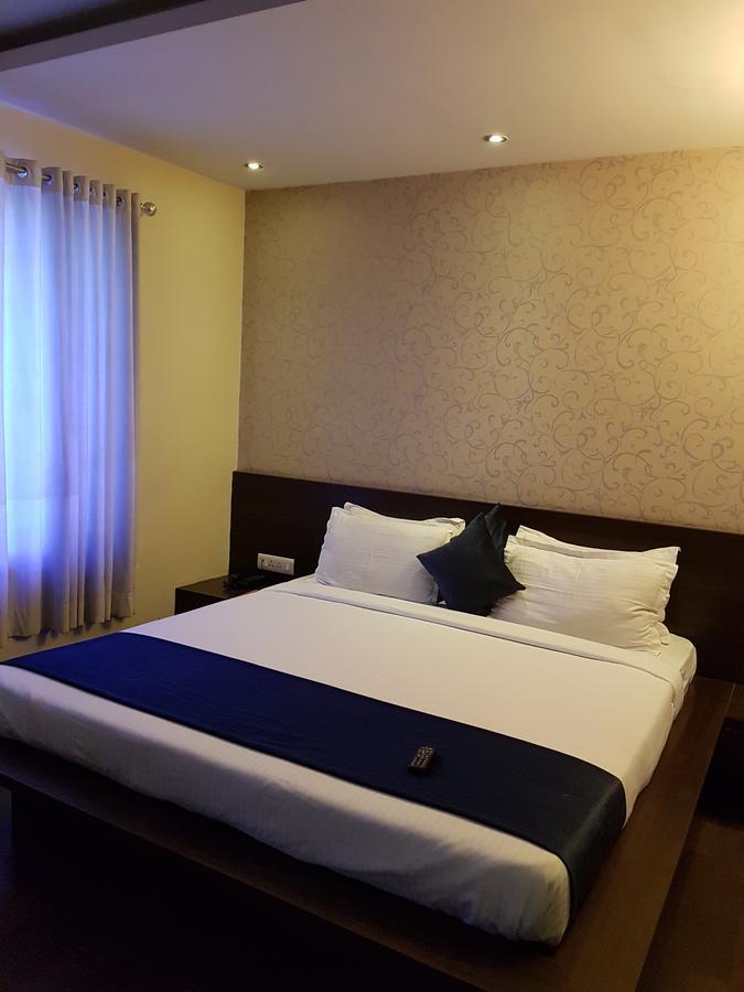 Shelter Hotel Lucknow Dış mekan fotoğraf